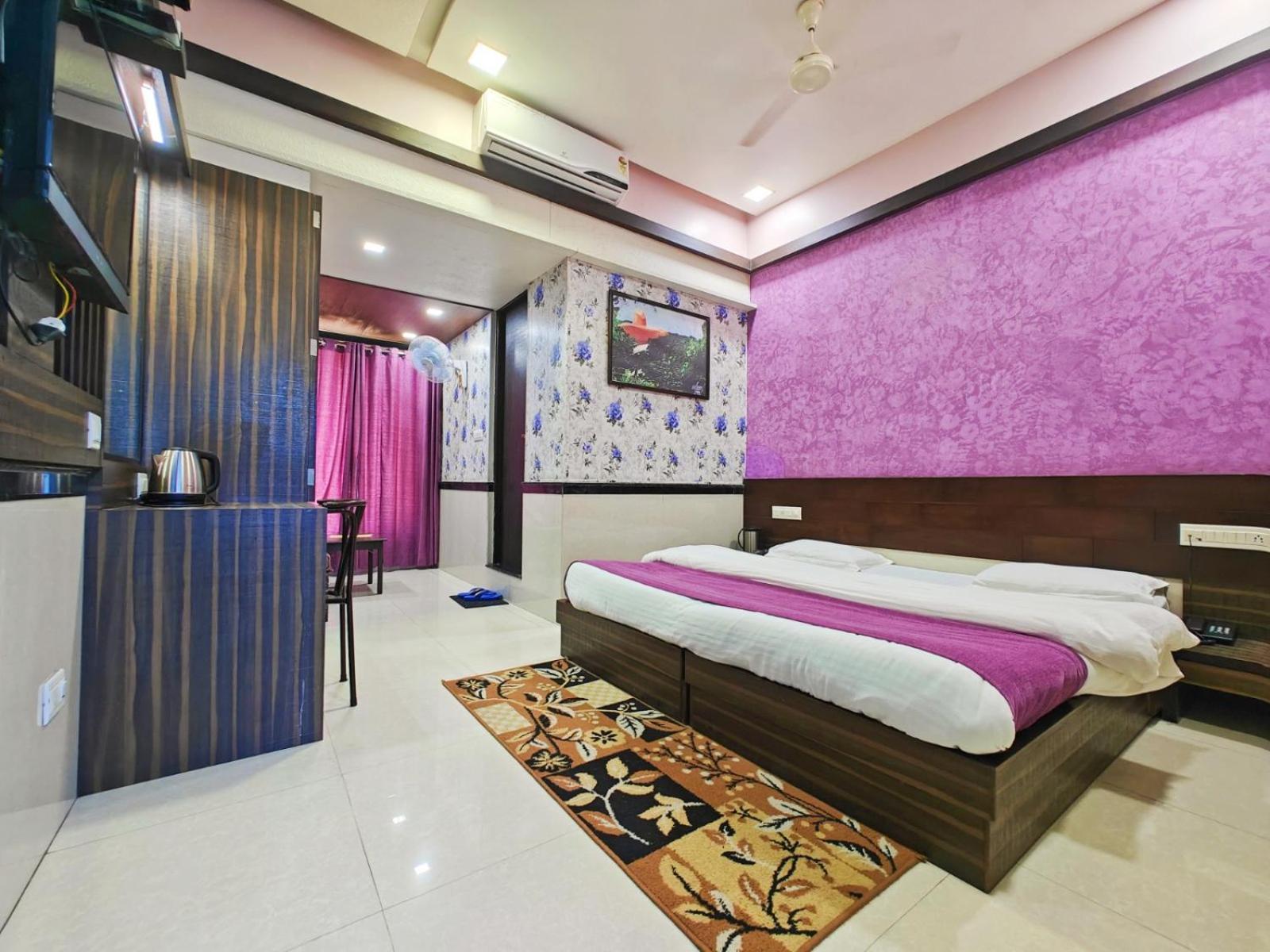 Hotel Saraswati Mount Âbû Extérieur photo