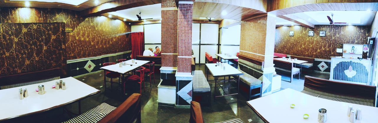 Hotel Saraswati Mount Âbû Extérieur photo